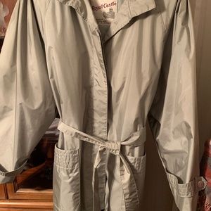Womens raincoat, size 10, light gray